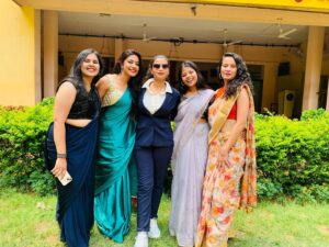 Malavika Satheesan Instagram - I don’t think I would have survived college without my baby girls ❤️✨