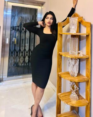 Malavika Satheesan Instagram - 🖤
Pc : @rekhasatheesan01 ❤️
.
.
.
.
.
.
.
.
#instagram #instadaily #instagood #black #blackdress #instahub #instalike #instagood #explore #explorepage #fyp #instapic #bodycon