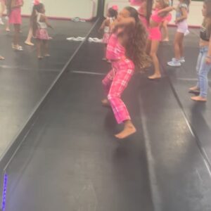 Maleaha Winfrey Instagram - 💗Barbie Girls💗  Happy Birthday @frankie_bcd 💘 #barbiegirls #barbie #barbieparty #barbiemovie #pink #actress #industrykids #hollywoodkids #mixedkids #mixedgirls #cute