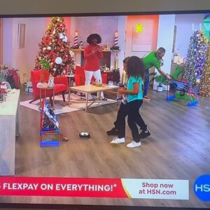 Maleaha Winfrey Instagram - I had an awesome time filming today at @hsn for Christmas in July!! We even got to meet the amazing @debbiegibson who is promoting her Christmas Album!! #hsn #hsnlive #christmasinjuly #debbiegibson Thanks so much @alexa_models_
