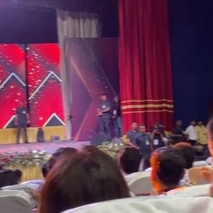 Malhar Thakar Instagram - Film ગોળકેરી ।। GUJARAT STATE AWARD || શ્રેષ્ઠ અભિનેતા ૨૦૨૦ !! Thank you Gujarat sarkar and jury for this beautiful honour 😇