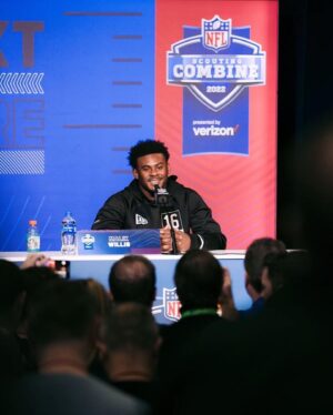 Malik Willis Instagram - Journey just starting⏳
Beyond Blessed 🙏🏾
Year 1 ✅