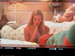 Mallory Bechtel Instagram - Cheezin because eps 1 and 2 are OUT !!! 😇🥀#PLLSummerSchool is now streaming on @streamonmax. @prettylittleliars