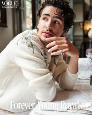 Malte Gårdinger Instagram - Lovingly described by his castmates as "goofy" and "a sweet little bunny", Malte Gårdinger could not be further from his obnoxious on-screen character. “I thought that people were going to hate me pretty hard when the show came out,” he says. Together with the tight-knit group of #YoungRoyals' core cast members, Malte's star quality shines as he fronts Vogue Scandinavia's first-ever digital cover. 

Click the link in our bio to secure your digital subscription and access the full story with exclusive images.

#MalteGårdinger wears an embroidered sweater by @dior and his own ring. 

Photographed by @fotografjesperbrandt
Words by @shiffmane
Styled by @eminesander
Talent @officialomar @edvinrydings @malte.gardinger @nikitauggla @frida.argento
Hair by @moona.bymoono
Makeup by @lindaohloves
Production by @xodotstudio