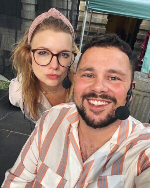 Malvína Pachlová Instagram - Dneska přesně po třech letech hrajeme Mydloveho prince.❤️

Tenkrát to bylo v Lednici a dneska v Teplicích. Těšíme se na vás😇