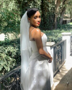 Mamarumo Marokane Instagram - Briding…☺️🤍🍃

Hair styled by @urban_mimz 
Captured by first husband @lovesechaba 😉