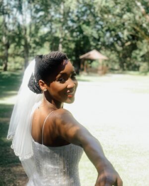 Mamarumo Marokane Instagram - Briding…☺️🤍🍃

Hair styled by @urban_mimz 
Captured by first husband @lovesechaba 😉