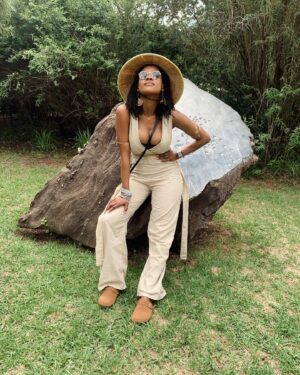 Mamarumo Marokane Instagram - Tša mabane 🍃