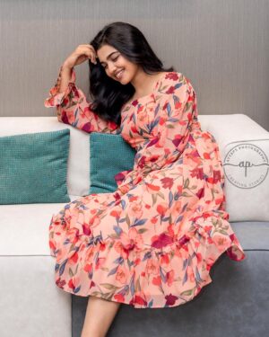 Mamitha Baiju Instagram - Its a floral phase✨🥀
.
Outfit & styling: @resha_by_rehana_shana 
Pics: @ayyapsphotography_dubai 
Thankyou @pushpamathew28