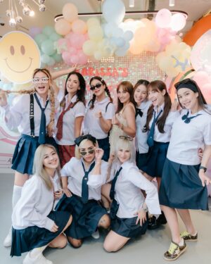 Manaswee Krittanookul Instagram - Happy birthday KC 🩵📘🖌️ 
We love you 🩵📘✏️

Thanx to @partyanimals.bkk 🎈