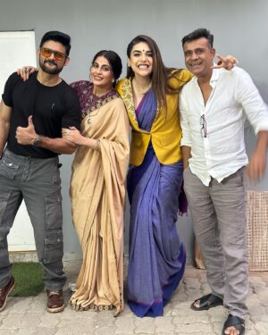 Manav Gohil Instagram - With our fav men in the house… 
@rohitdwi8 @manavgohil 
And my munchkin @hemanichawla 
❤️❤️❤️
@dabangiiofficial #dabangiimulgiiaayireaayi @sonytvofficial