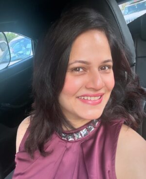Manava Naik Instagram - A broad smile to start the day with…. #positive #feelinghappy #heartbeat #live #love #life #manavanaik