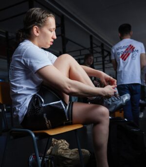 Mandy Böhm Instagram - One step at a time ! 
Ein Schritt nach dem anderen !
#boxen #boxing #monsteracademy #ugroboxteam

@marygoldau