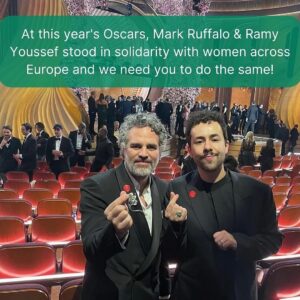 Mandy Patinkin Instagram - Repost from @myvoicemychoiceorg
•
Dear friends from the USA🇺🇸 and accross the globe, watching Europe and our fight for reproductive rights, there’s something you can do to help us!

Share this as an Insta story, ask Europeans to sign the Initiative, and post 🫰 #MyVoiceMyChoice when they do! Sign at the link in our bio and copy link to use in your own posts and stories.
