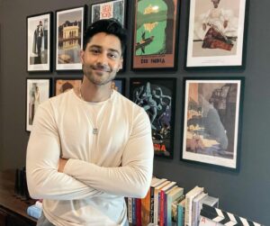 Manish Dayal Instagram - Big thank you to @brownhistory for these one of a kind vintage travel posters. For me, this office wall is a steady reminder of where we come from and where we’re going…

Repost from @brownhistory
•
Actor Manish Dayal @manishdayal in his office. Posters are now restocked and available through the link in the bio @brownhistoryshop