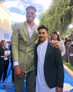Manish Dayal Instagram - RISE on @disneyplus 

The inspiring true story of the Antetokounmpo family. Now Streaming on #DisneyPlus

#RISE #GiannisAntetokounmpo #ThanasisAntetokounmpo 

Grooming: @janicekinjo 
Suit: @theory__ 
Style: @snehal.patel87
Photo: Kene Onwugbolu

🔥 @yetide @dayookeniyi @ral.agada @ucheagada