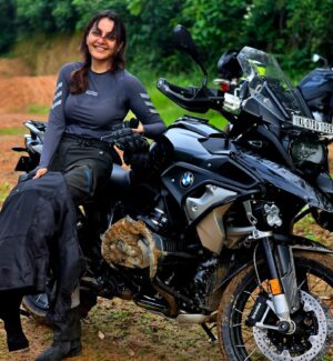 Manju Warrier Instagram - Falling. Mudding. And still learning... ❤️
Thanks for the fun company! @bineeshchandra @ambro_46 
#biking #bmwgs1250 #ajithkumar #ak #inspiration