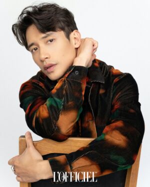Manny Jacinto Instagram - Thank You @lofficielph 🙏🇵🇭
.
And to the incredible team ❤️:
Photographed by @raenbadua
Styled by @luca__kingston
Grooming by @SoniaLeeArtistry
Article by @tindabs