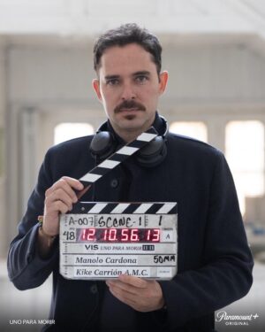 Manolo Cardona Instagram - Very happy to announce this 🤩
Feliz de poder contarles sobre este gran proyecto que hoy es una realidad ! 

Con un cast increíble 😍
Gracias a tod@s por acompañarme en mi ópera prima “UNO PARA MORIR” 
Un sueño 🙌🏼

@maribelverdu @helloimcarla.a @adytapaz @dagobertogama @remolinateatroman #FernandoBecerril @tiagorodrigocorrea @sulycastillo_ok 

@luisenrique.carrion @angelica_varilla_e @frank_arizaaa @raulprieto3010 @juliette69ar @gavoamiel @juanchocardonam #GuillermoBorensztein @alfonsofilm @chamactheonly @julyecuartas @maryzubi #JCAcosta @xs_cine y todo un equipo maravilloso detrás de este proyecto ❤️

#Unoparamorir, #ParamountPlus, #VIS,  @ParamountPlusLA,  @vis_global @1111films