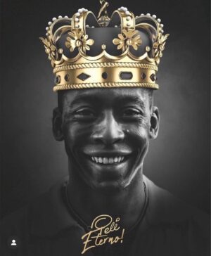 Manolo Cardona Instagram - Buen viaje al rey @pele 🙌🏼🙏