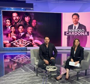 Manolo Cardona Instagram - Hoy es mi cumpleaños y ando celebrando de la mejor manera posible, trabajando🤩
En Miami, en la promoción de nuestra película #UnoParaMorir exclusiva de @paramountplus este 5 de Mayo estreno mundial.
@paramountplusmx @1111films @juanchocardonam

Gracias @primerimpacto @michellegalvantv y todo el equipo por la celebración 🙌