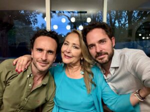 Manolo Cardona Instagram - Feliz cumpleaños madrecita bella @mantimolanom 
Te amamos con el alma y el corazón ♥️ 
Gracias por tanto 💕✨🫶🏼