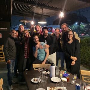 Manolo Cardona Instagram - GRACIAS por todos los mensajes de cariño y apoyo a esta tercera y última temporada de Quien Mato a Sara ? 

Y con estas fotos me despido de esta familia que llevare en mi corazón por siempre.
También me despido de Alex y le agradezco todo lo que me dio, lo que vivimos , sufrimos, lloramos y todas las aventuras en esta maravillosa historia. 
A @elchascas por escribir un personaje e historia maravillosa.
A @pacoramosq y @stopello por invitarme a este proyecto que estará en mi alma y corazón por siempre.
A @perroazultv @urujuru @alexisfd por ser unos productores maravillosos y cobijarme siempre.
Pa las que sea bendita sea con ustedes hermanos.
A @lecheruiz por ser el mejor cómplice en esta aventura y mostrarnos el camino.
También a los otros directores que tuvimos ! Gracias 🙏🏼 
Gracias a toda la familia detrás de cámara en todos los departamentos que hizo posible esta historia.
Gracias a todo el cast ! Saben que estarán en mi corazón por siempre y cuentan conmigo para lo que necesiten hoy y siempre.
Gracias @netflix 
Gracias , Gracias , Gracias !
Nos vemos pronto en otra aventura ✨❤️
@caromirandaof @ginesgarciamillan @claudiaramirezof @alenones @eugenio_siller @leo_deluglio @ximenalamadrid @luisrobertoguzman @gadelagarza @marcotrevino @analuciado @matlechat @andresbaida @remolinateatroman @litzyoficial @polo_morin @lecheruiz @twicebern @ponchopineda @maulule @@urujuru @alexisfd @perroazultv @pacoramosq @stopello @elchascas @netflix @netflixlat @jessicaldrello @castingbytv 
✨🙌🏼🙏🏼🤩❤️