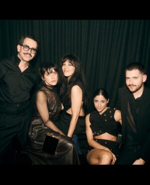 Manolo Caro Instagram - Que buena noche, felicidades @yslbeauty !!! @antonio_abeledo @jcarlosmauri @andresgarlujan #yslbeauty @dypcomunicacion