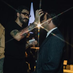 Manolo Caro Instagram - Feliz encuentro con colegas y amigos, larga vida @premios_platino ojalá pronto nos volvamos a encontrar.
¡Viva el cine y series iberoamericanas!

Stylist @alexturrion_ 
@louisvuitton @carlotabarrera