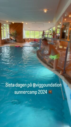 Måns Möller Instagram - Tack all ni som jobbat med årets läger! Vilka eldsjälar ❤️🌈❤️ summercamp skulle det ju stå🤪