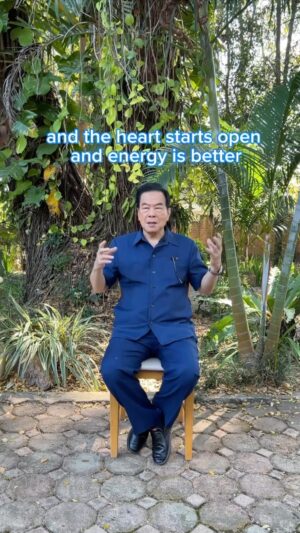 Mantak Chia Instagram - Restore your mind heart body connection☯️
⠀
👉🏻When you have too many negative emotions and always busy, your body doesn’t get the time and care it deserves, you start to feel disconnected from it
⠀
By experiencing negative emotions like irritation, anger, stress, our body cannot heal and protect itself as it normally should 🙌
⠀
This lack of connection may also make it difficult to care about our mind, health and feelings✨
⠀
To actively work on healing your mind heart ❤️ body connection, you can train yourself how to smile to your mind, heart, eyes.
⠀
💟Heart Coherence is one of the most effective ways to connect the mind, eyes, heart and body.
⠀
During the practice, you experience a state of peaceful awareness in which your body is resting while your heart and mind become quiet🧘
⠀
When you are in coherent state, it helps you let go of negative emotions and thoughts, feel happy, joy, achieve calm and balance🪷
⠀
🔥Even 10 to 15 minutes per day of this powerful practice will help to dissolve fatigue, anxiety, reduce chronic stress and restore your mind heart body connection
⠀
If you want to harness your emotions, get rid of stress, anxiety and worry, and reach a higher state of well-being, we invite you to join Master Mantak Chia’s LIVE online Heart Coherence Healing Session with Energy Transmission 🗓️on February 10th ⏰09.00 Paris time
⠀
During the session you will get👇🏻
⠀
💜1h 30 minutes transformative experience where the legendary Master Mantak Chia will guide you step by step into a coherent state
⠀
💜Mindful breathing meditation with focus on your Heart to bring your entire being into alignment with the energy of the heart
⠀
💜The Energy Transmission for the palms activation. It will stay with the recording for 40 days so repetitive watching and practicing are highly recommended
⠀
Master Chia will do the Energy Transmission through a camera and his voice. This is his very special ability confirmed by hundreds of students practicing with Master Chia and witnessing the power of Violet Light🌟
⠀
🕊️Early Bird price till 7 February
⠀
💌Write the code word «Heart» to learn more