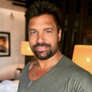 Manu Bennett Instagram - Happy to be back in LA! #la #beverlyhills