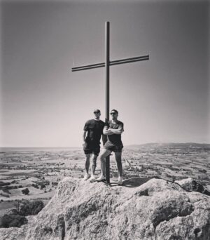 Manu Bennett Instagram - With my Austrian friend @LUKAS_PLAS