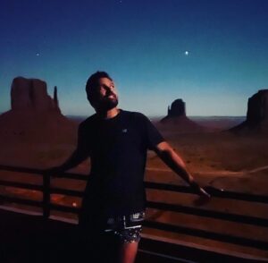 Manu Bennett Instagram - Amazing moonlight enabled this photograph taken from balcony of the View Hotel overlooking Monument Valley #monumentvalley #arizona #utah #travel #nightphotography
