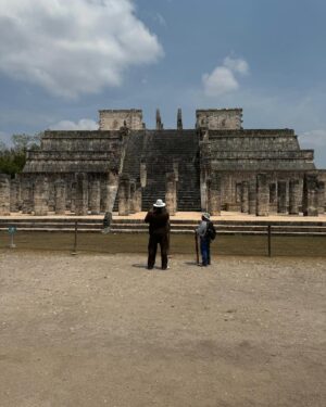 Manuel Alfonso Andrade Oropeza Instagram - CHICHEN ITZA.  One of the 7 wonders of the world!! 🌎