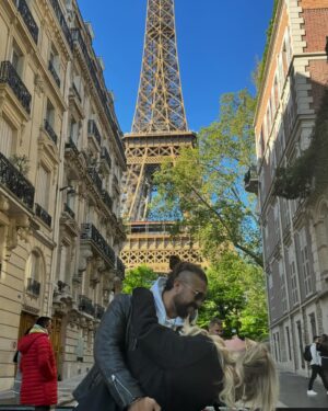 Manuel Alfonso Andrade Oropeza Instagram - ❤️🇫🇷🍾👸🏼