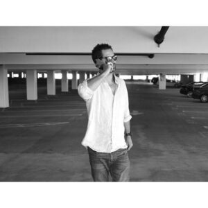 Manuel Garcia-Rulfo Instagram - @karlglusman showing off his 📷