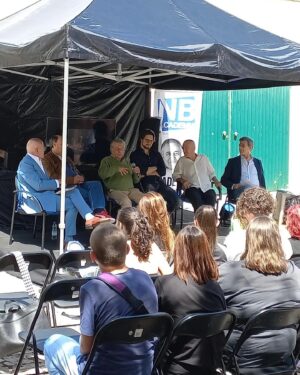 Manuel Luís Goucha Instagram - Esta manhã celebraram-se os 10 anos da Nicolau Breyner Academia, um sonho que viu realizado dois anos antes de partir. Juntei-me ao realizador Jorge Paixão da Costa e aos actores Diogo Morgado, Luís Mascarenhas e José Raposo para recordarmos o homem, o actor, o produtor, o realizador … tanto que foi e viveu intensamente. Recordámos  muito do seu pensamento perante uma plateia essencialmente de alunos, futuros possíveis actores. Essencial será o talento, que sendo um dom dado por Deus (Nicolau era um homem de fé) há que ser honrado com verdade, nervo e trabalho. Se sobrar fama que seja uma dádiva e não um objectivo. Que as palavras do Nicolau hoje lembradas sejam seiva e fermento para quantos venham a servir a Arte. E que a Arte continue  a sua missão de divertir, emocionar, convocar, desinquietar…  Esta manhã em cada um de nós bateu forte o coração do Nicolau.
