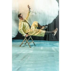 Manuel Marques Instagram - A nova temporada da peça "Noite de Reis" de William Shakespeare com encenação de Ricardo Neves-Neves e, depois de dois meses em cena com mais de 18.000 espectadores, volta ao Teatro da Trindade já a partir de dia 2 de Maio, onde estará até dia 21 de Julho.

É um espetáculo sobre o amor, retrato simples e cómico, por vezes profundo e existencial, personificado pelas trocas de identidade, disputas amorosas, constantes folias e partidas.

Por @susanajacobetty com fotografia de @joaobettencourtbacelar e vídeo de @mariajacobettybacelar, leia o artigo realizado durante a primeira temporada em www.amagazinept.org

***

The new season of the play "Twelfth Night" by William Shakespeare, directed by Ricardo Neves-Neves and, after two months on stage with more than 18,000 spectators, returns to Teatro da Trindade from the 2nd of May, where it will be until July 21st. 

It is a show about love, a simple and comical portrait, at times deep and existential, personified by identity changes, love disputes, constant revelry and pranks. 

By @susanajacobetty with photography by @joaobettencourtbacelar and video by @mariajacobettybacelar, read the article published during the first season at www.amagazinept.org

#amagazinept
#amagazine
#noitedereis
#ricardonevesneves
#teatro
#arte
#cultura 
#lisboa