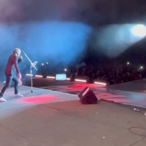 Manuel Wirzt Instagram - Quiero compartir con Uds. un hermoso momento que jamás olvidaré!! Gracias @rescaterock por permitirme homenajear al Flaco Ulises con esta canción que tanto le gusta a la Monada Rescatera!!! Abrazo y bendiciones para todos!!!