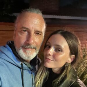 Manuel Wirzt Instagram - El tiempo pasa y los hijos crecen como si nada hubiese pasado. Pero 20 años es mucho aunque un Tango diga  todo lo contrario Jajajaja FELIZ CUMPLEAÑOS BIANCA DE MI CORAZÓN!!! Hija:TE AMO!!!🌹