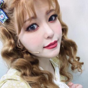 Maon Kurosaki Instagram - 音楽劇『李香蘭-花と華-』
.
リュバチカとしての役目を終えました
.
リュバチカを探し続けた日々はとても有意義でした
.
カンパニーの皆さんが大好きです
.
またどこかでお会い出来ますように
.
応援してくださった皆様ありがとうございました
.
リューバ・モノソファ・グリーネッツ
.
リュバチカ役
.
黒崎真音　
#音楽劇李香蘭