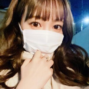 Maon Kurosaki Instagram - GOOD EVENING!
.
ボイトレにいってきました
.
いつぶりのボイトレだったんだろう
.
凄く楽しかった
.
復活に向かう
#ボイトレ