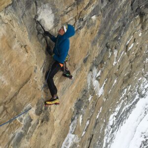 Marc-André Leclerc Instagram - Good day up the icefields parkway with @tom__livingstone . Stoked to be pulling on tools again! #dmmclimbing #arcteryx