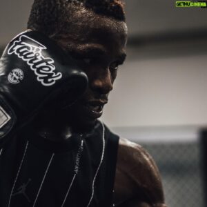 Marc Diakiese Instagram - Looks like brads been having fun this camp 😂

@lessthancake 📸