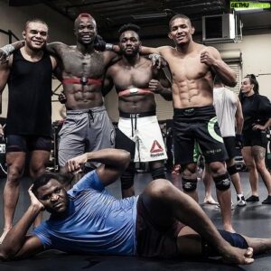 Marc Diakiese Instagram - Appreciate you all for the help 🙏🏿

That’s my camp done for the fight 
Thank you @eric_xcmma and to all the coaches for welcoming us at the gym.

Thank you coach @selmanberisha for making it all happen ❤️

@cloud_city_vista 📸