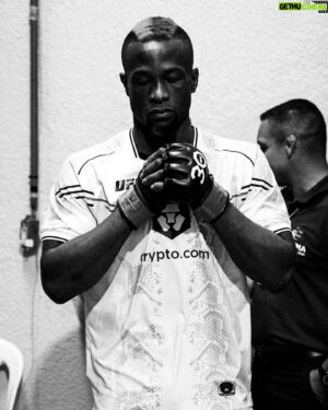 Marc Diakiese Instagram - Took the fight on short notice and did what I had to do, Had my back against the wall. pulled a muscle in first round so I couldn’t get going. Thank you @selmanberisha for making sure I got what I needed to get the job done and above everything thank you to the most high 🙌🏿