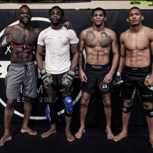 Marc Diakiese Instagram - Appreciate you all for the help 🙏🏿

That’s my camp done for the fight 
Thank you @eric_xcmma and to all the coaches for welcoming us at the gym.

Thank you coach @selmanberisha for making it all happen ❤️

@cloud_city_vista 📸