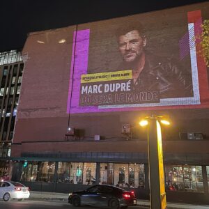 Marc Dupré Instagram - Merci à @amazonmusic de projeter ma grosse face sur leur billboards à #Montréal! 🙏