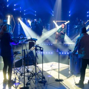 Marc Dupré Instagram - Ce soir, je serai dans votre TV le temps de chanter 2 tounes à @belleetbumtq! 🎶
 
Lesquelles selon vous?
 
📺 @telequebec, 21h

Photos 📸 @claude_dufresne
